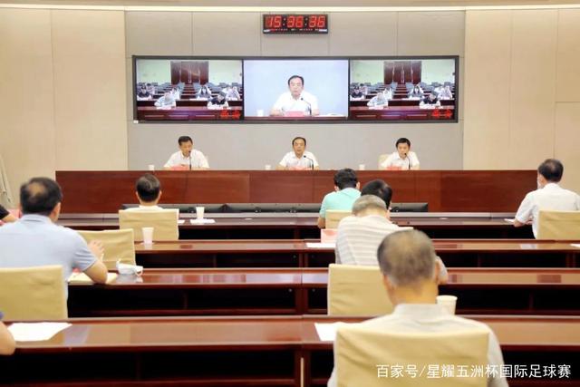 组图：世界杯-法国队备战1/8决赛 姆巴佩神色轻松